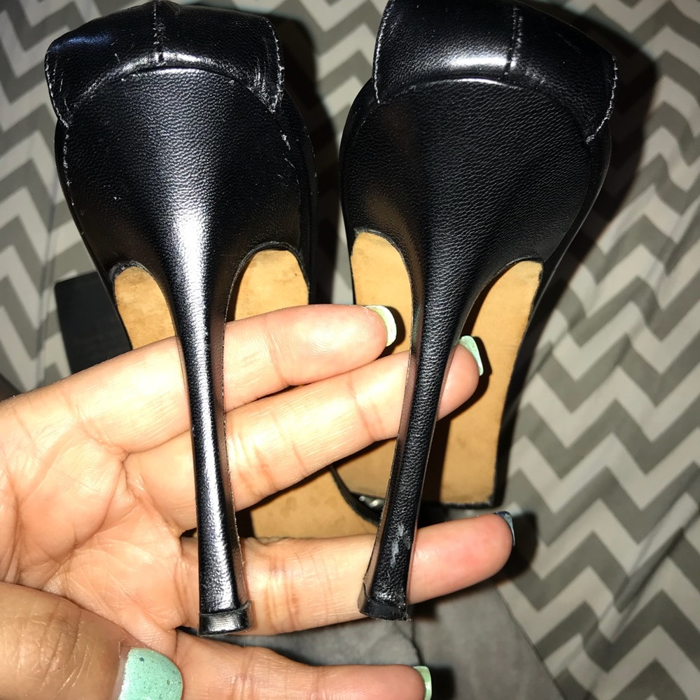 SUPER SALE, THIS WEEK ONLY!!!$$$$ Manolo Blahnik - Picture 5 of 8